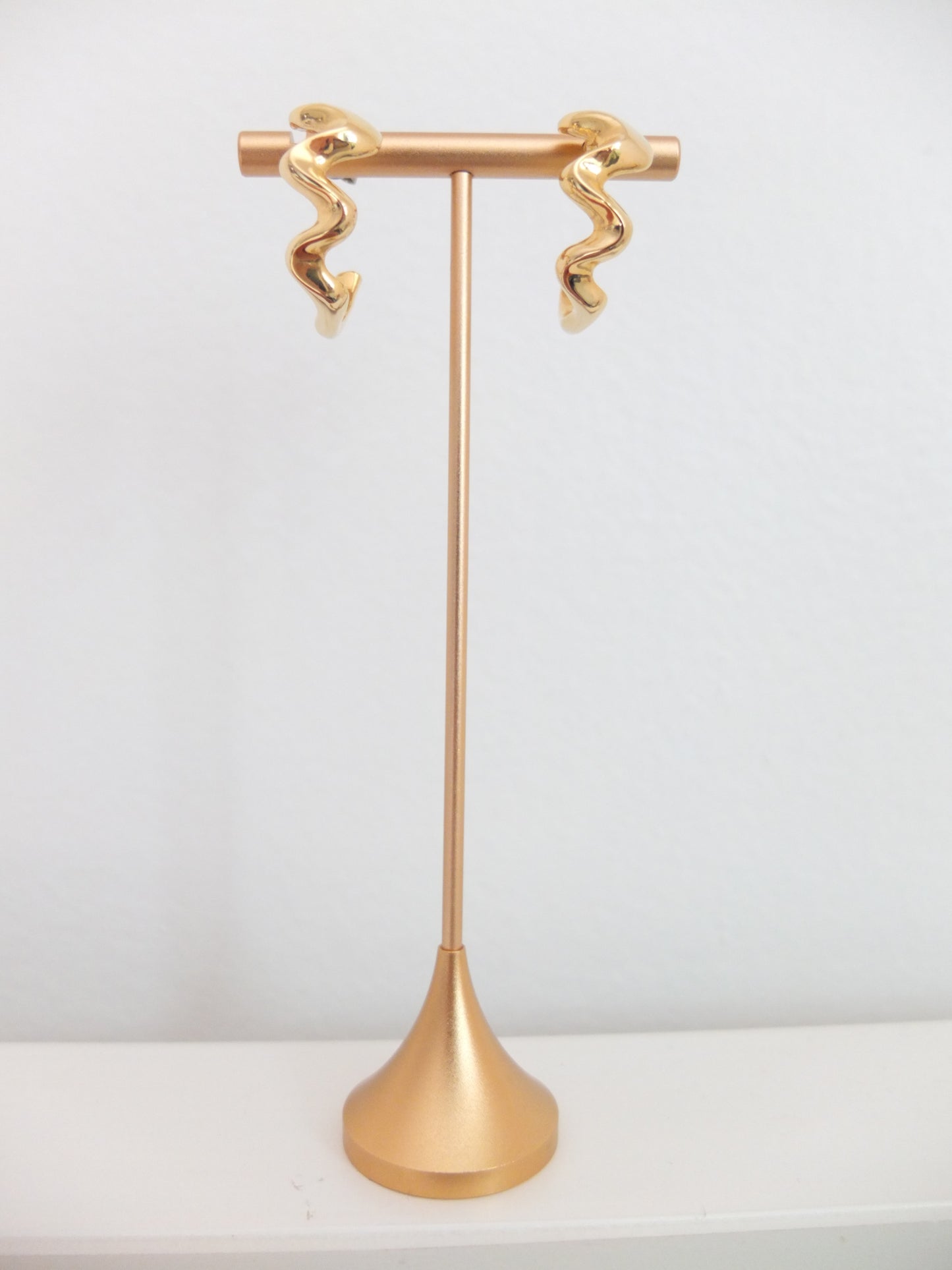 Vintage Faux Gold Zig Zag Earrings