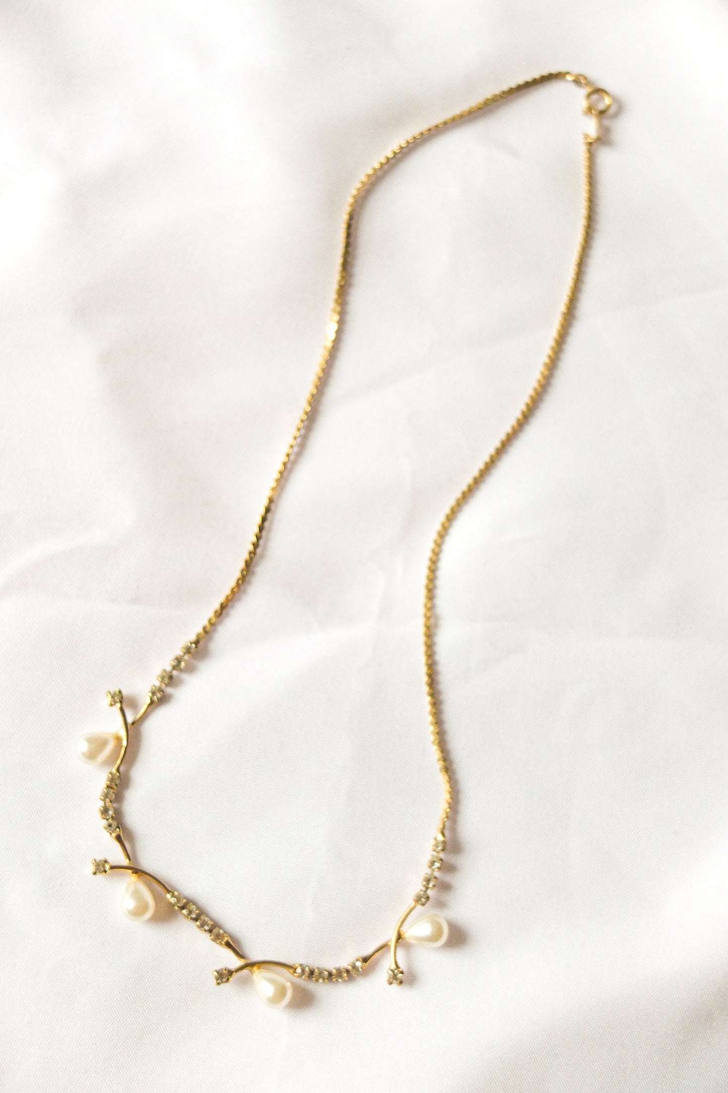 Vintage Gold Crystals Pearls Necklace