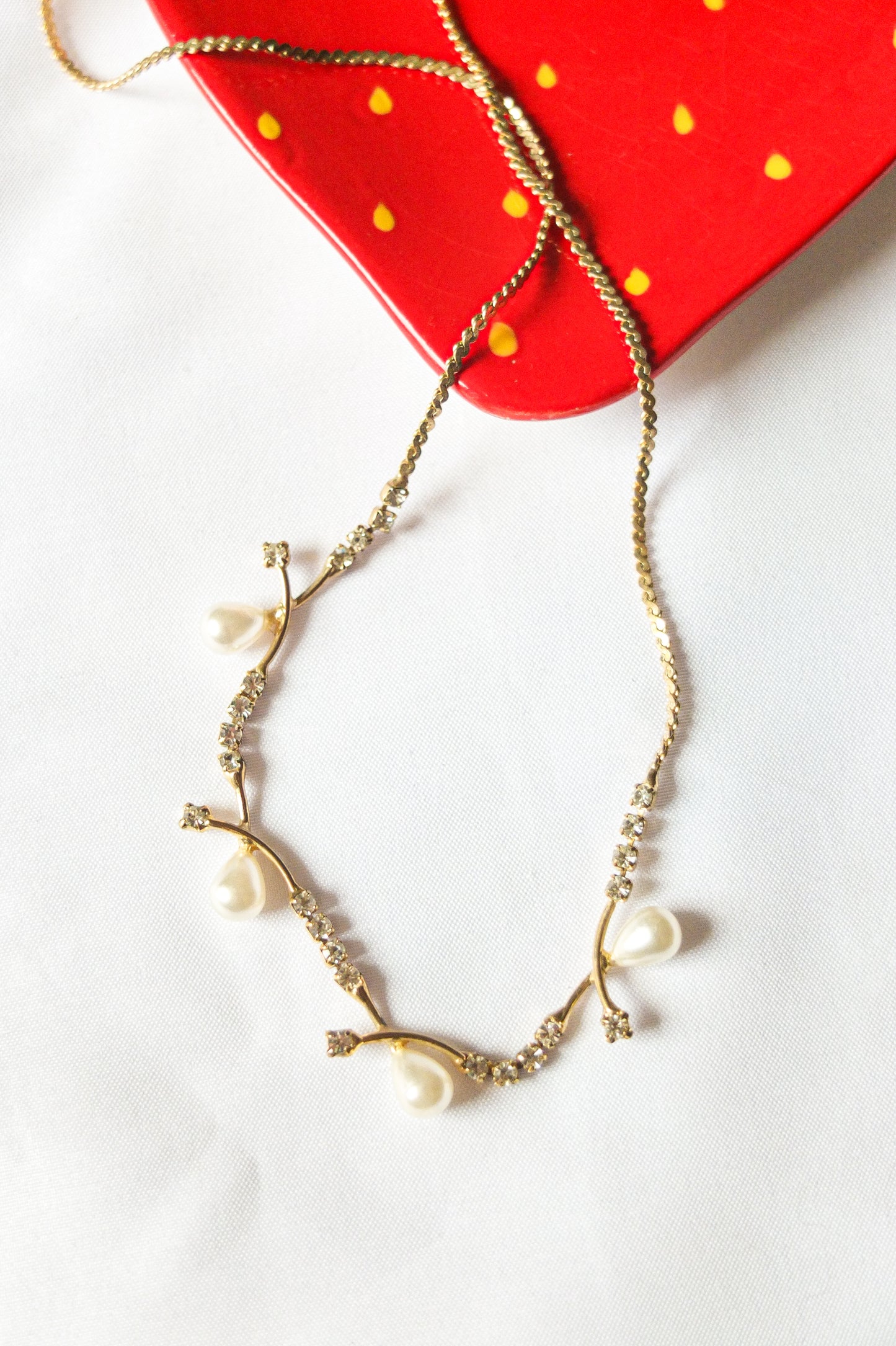 Vintage Gold Crystals Pearls Necklace