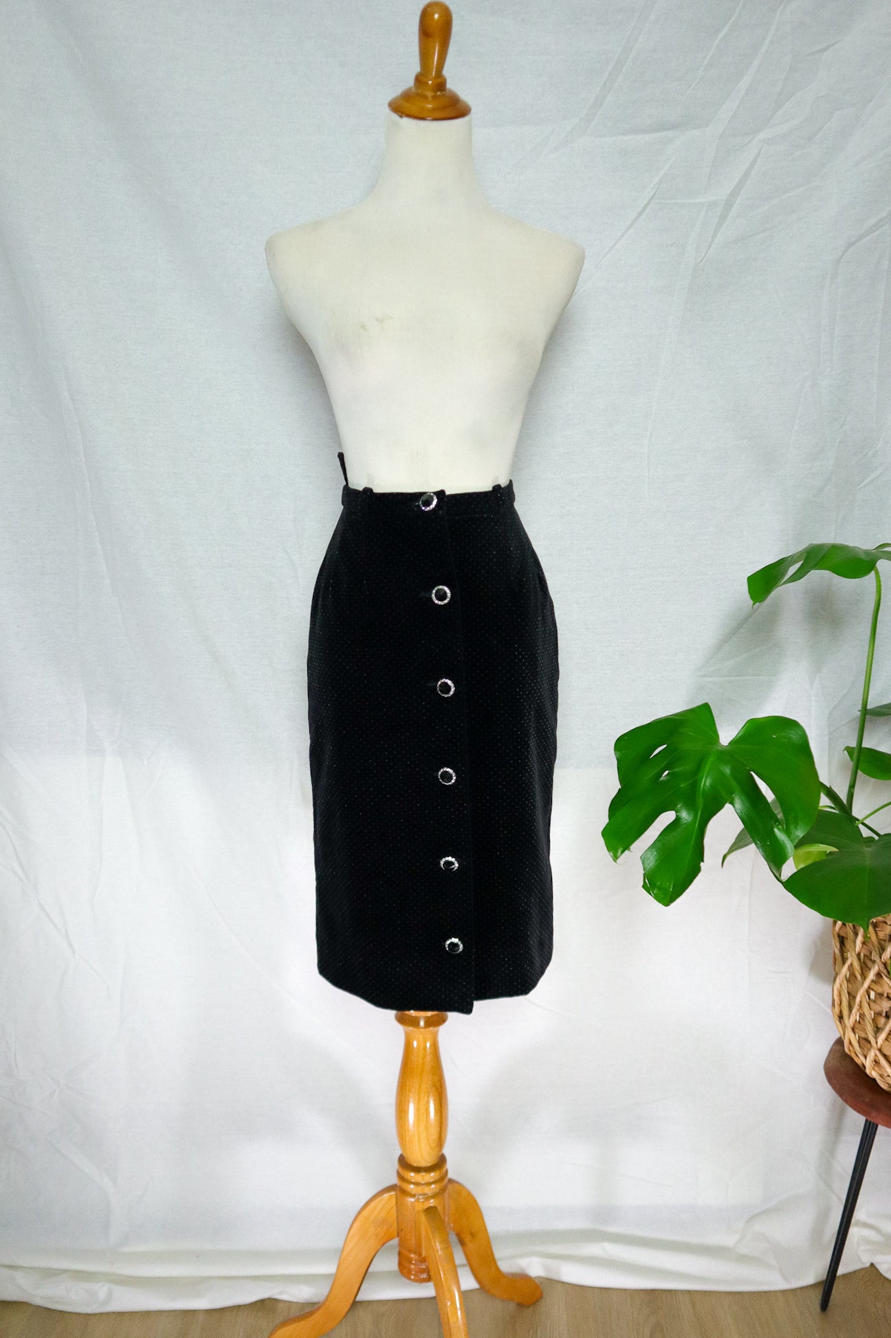 Vintage Valentino Boutique Black Velvet Polka Dot Pencil Midi (XS)