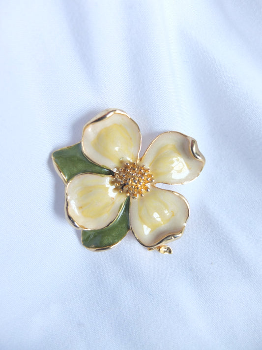 Vintage Gold Tone Cream Flower Pin